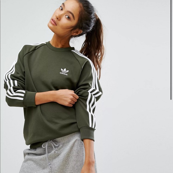 adidas boyfriend sweatshirt